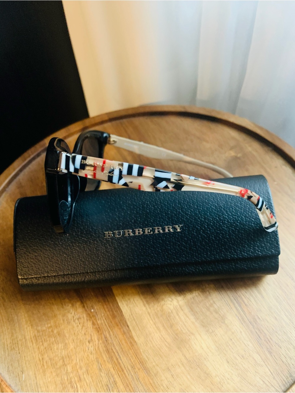 Burberry Black Frame Sunglasses with Patterned Ivory and Red Arms